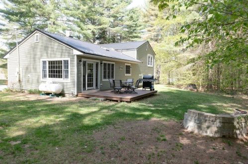 25 Partridge Knoll Rd, Campton, NH 03223 exterior