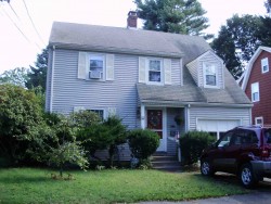 12 Chaske Ave, Newton, MA 02466 exterior