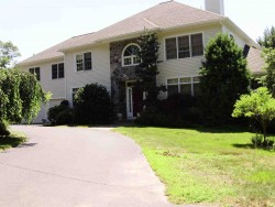 35 Puddingstone Ln, Newton, MA 02459 exterior