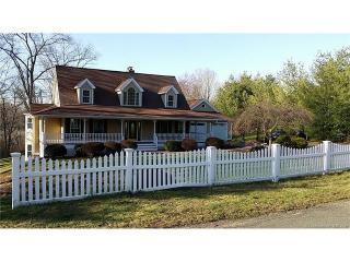 17 Chucta Rd, Seymour, CT 06483 exterior