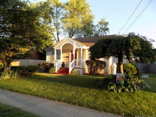 194 Milford Street Ext, Plainville, CT 06062 exterior
