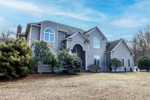 5 Mudry Farm Rd, Brookfield Center, CT 06804 exterior