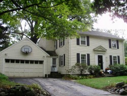 116 Oliver Rd, Newton, MA 02468 exterior