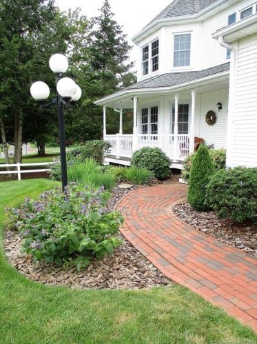 10 Laurel Ter, Manchester, CT 06040 exterior