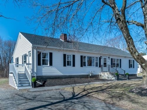 625 Turnpike St, North Andover, MA 01845 exterior