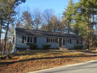 115 Farwell Rd, Tyngsborough, MA 01879 exterior