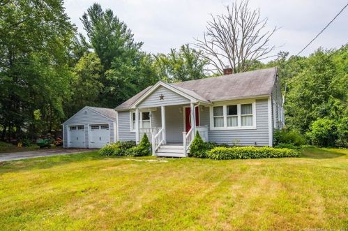 73 Whittemore Rd, Waterbury, CT 06762 exterior