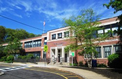 280 Cypress St, Newton, MA 02459 exterior