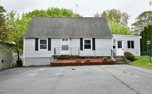 3 Rodman Rd, Webster, MA 01570 exterior