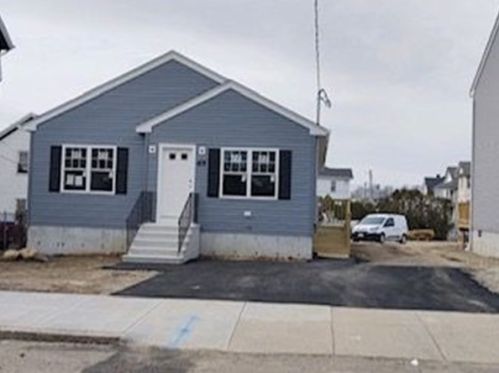 65 Thomas St, Fall-River, MA 02723 exterior