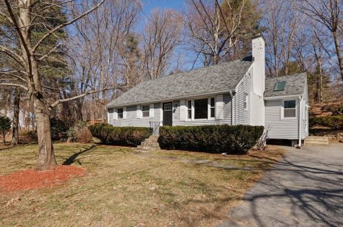 55 Southville Rd, Southborough, MA 01772 exterior