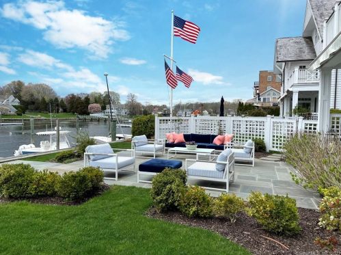 133 Rowayton Ave, Norwalk, CT 06853 exterior