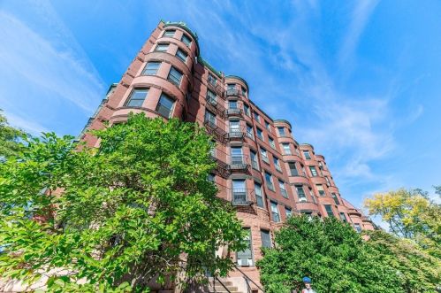 411 Marlborough St, Roxbury-Xing, MA 02115 exterior
