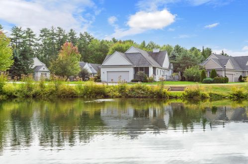 1 Larkspur Ln, Brunswick, ME 04011 exterior