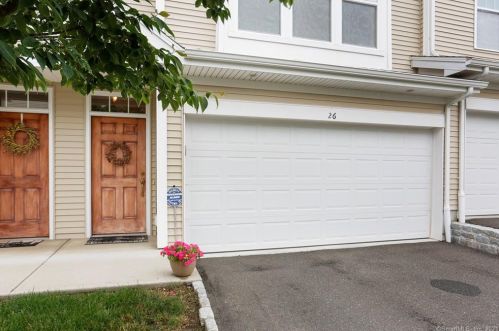26 Caldwell Ter, Danbury, CT exterior