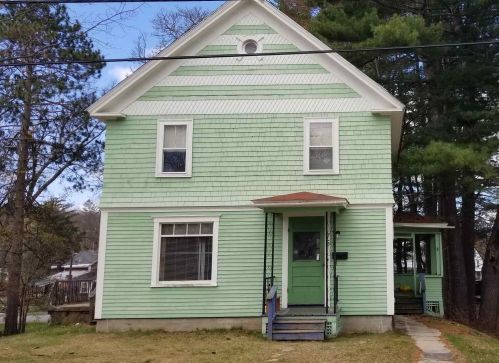 75 Garfield St, Laconia, NH 03246 exterior