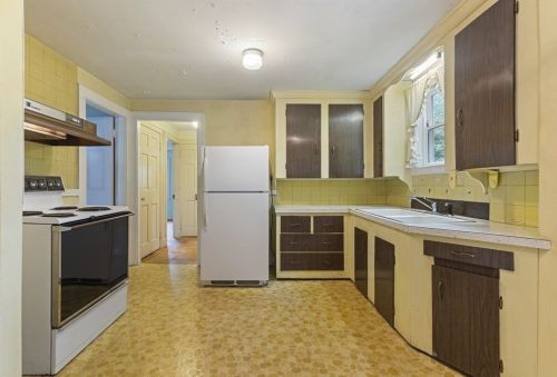 9 Longview Dr, Beverly, MA 01915 exterior