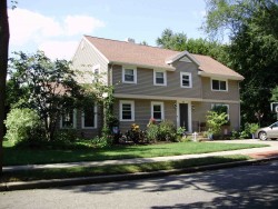 136 Fessenden St, Newton, MA 02460 exterior