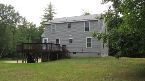 100 Long Swamp Rd, Berwick, ME 03901 exterior