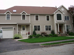 78 Winslow Rd, Newton, MA 02468 exterior