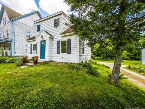 523 Hartford Pike, Killingly, CT 06241 exterior