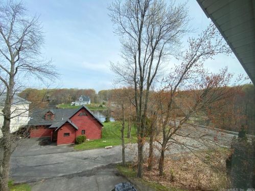 90 Averyll Ave, Waterbury, CT 06716 exterior