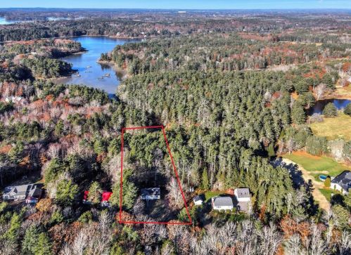 151 Sabino Rd, West-Bath, ME 04530 exterior