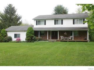 9 Stony Hill Rd, Brookfield Center, CT 06804 exterior