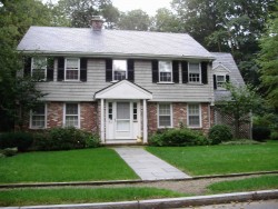 80 Avalon Rd, Newton, MA 02468 exterior