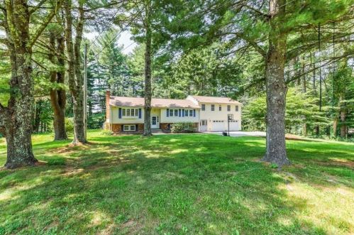 46 Prindle Hill Rd, Charlton, MA 01507 exterior