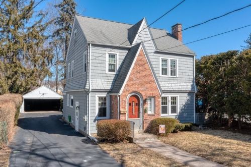 78 Nevins Ave, Longmeadow, MA 01106 exterior