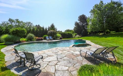 97 Keelers Ridge Rd, Wilton, CT 06897 exterior