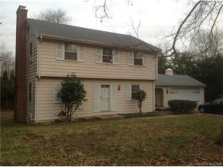 21 Hopkins Dr, Niantic, CT 06357 exterior