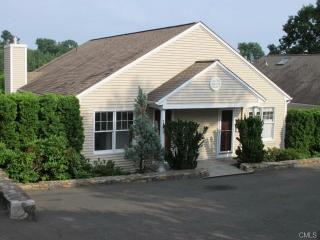 53 Rodwell Ave, Greenwich, CT 06830 exterior