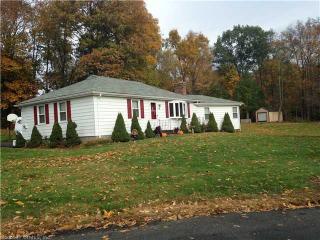 12 Maryland Dr, Middlefield, CT 06455 exterior