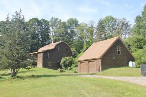 275 Spencer Hollow Rd, Springfield, VT 05156 exterior