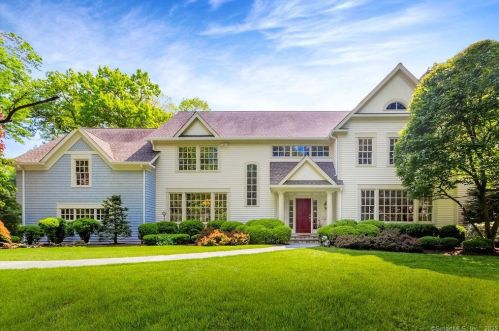 21 Red Coat Rd, Westport, CT 06880 exterior