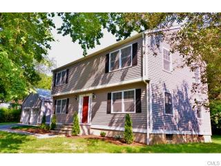 22 Shadybrook Rd, Fairfield, CT 06825 exterior