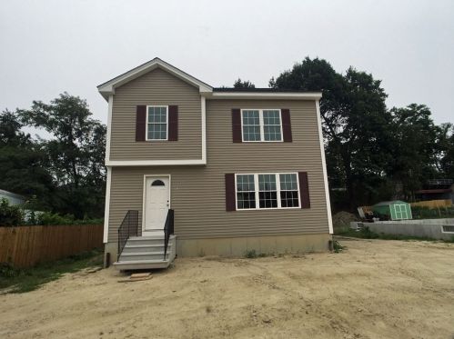 31 Ellis St, Fall River, MA 02720 exterior