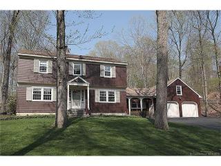 50 Darley Dr, New Haven, CT 06518 exterior