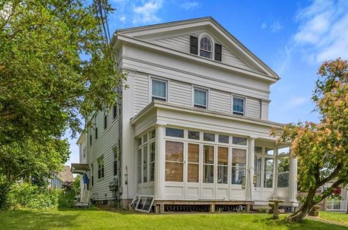4 Elm St, Westerly, RI 02891 exterior