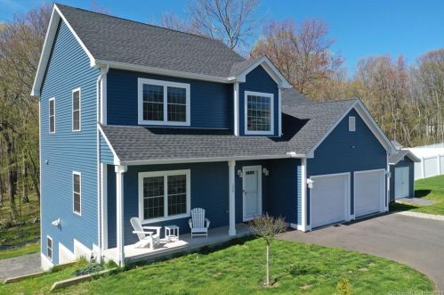177 Corbin Rdg, Bristol, CT 06010 exterior