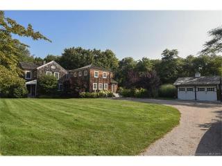 16 Great Wight Way, Niantic, CT 06357 exterior