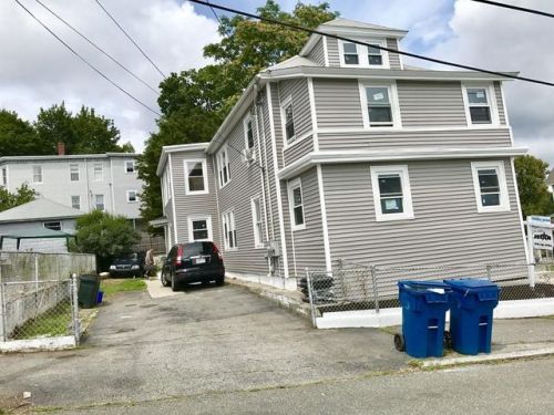 44 Pleasant St, Lawrence, MA 01841 exterior