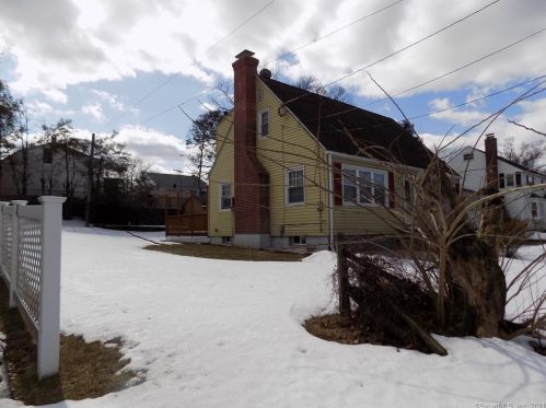 40 Hampton St, New-Britain, CT 06053 exterior