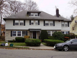 6 Salisbury Rd, Newton, MA 02458 exterior