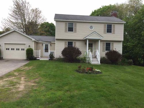 243 Winnacunnet Rd, Hampton, NH 03842 exterior