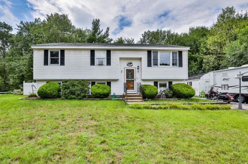 6 Chicory Ct, Concord, NH 03303 exterior