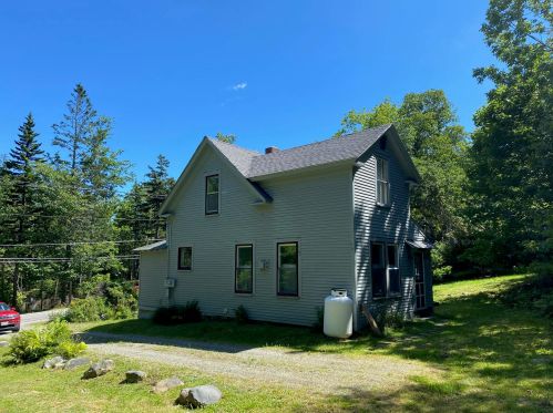 14 Seawall Rd, Southwest-Harbor, ME 04679 exterior