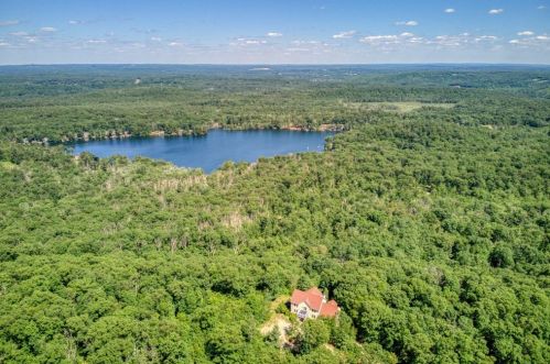 50 Chamberlain Mtn Rd, Brimfield, MA 01010 exterior